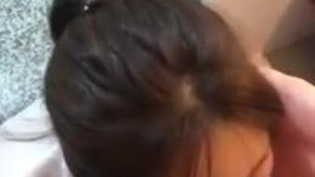 Dụ em gái cùng cty