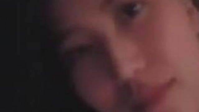 Em mẫu đam mê thổi kèn