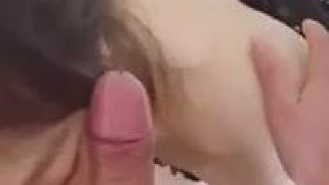 Em gái 2k vuốt trụ không thua gì các chị máy bay