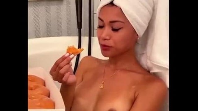 Chanel Uzi onlyfan part 1