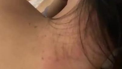 Em gái tâm lí bú cu cho người yêu