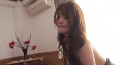 Lên Đỉnh lồn chảy nước