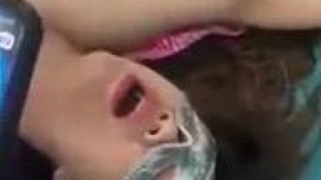 Cho vợ làm tình với bạn thân