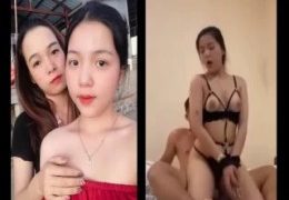 Em gái ngoan lộ clip hóa thần dâm