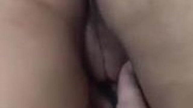 Không có tiền trả nợ lên em gái đành lấy thân để trả