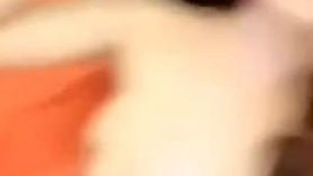 Gái xinh lồn hồng hào