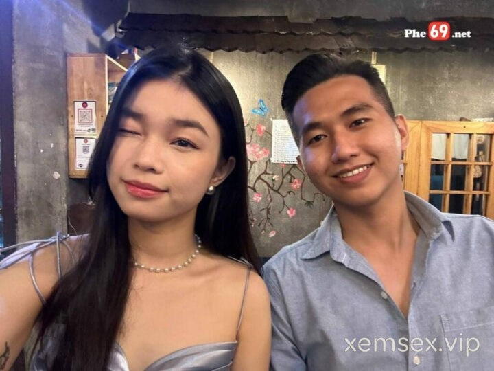Ảnh 4 của Clip sex Em teen xinh và bạn trai, em bú cái nét dâm quá