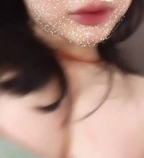 Ảnh 11 của Lộ clip sex em Chúi Chiên lồn múp bị dập rên rỉ