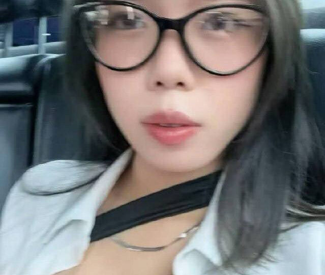 Ảnh 9 của Lồn em khít anh dập mạnh làm em sướng rên rỉ (Full Clip + Pic)