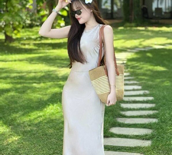 Ảnh 2 của Lộ clip sex cặp vợ chồng đụ nhau cạnh cửa kính cho người khác thấy (Full Clip + Pic) – Phần 1